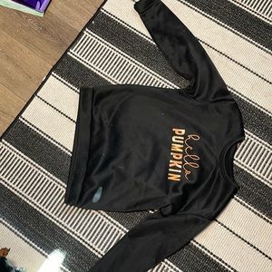 Brand new sweater never worn size XL